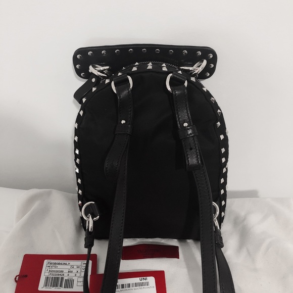 (Sold)Valentino mini quilted rockstud backpack - Picture 2 of 7